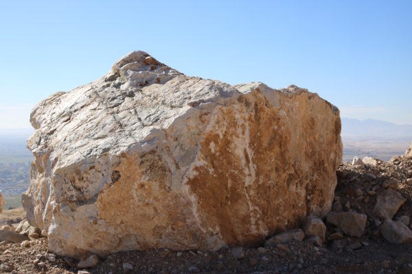 Landscape Rocks (Landscaping Boulders) – 5' and larger